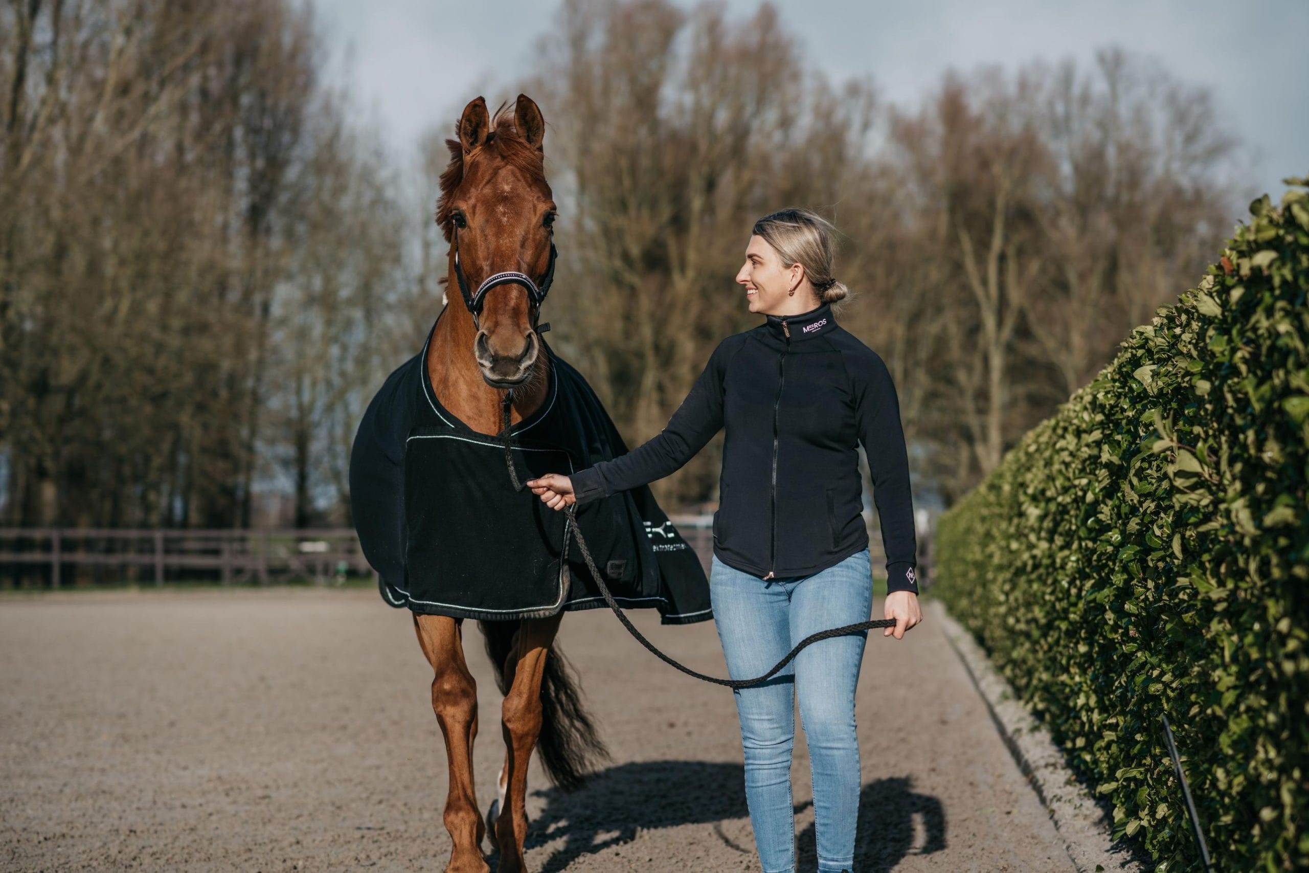 Lois Koster Dierfysiotherapeut Paarden fysio Utrecht & Zuid Holland