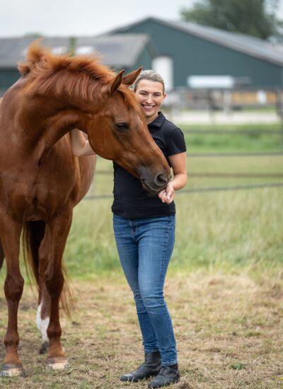 Lois Koster Dierfysiotherapeut paarden fysiotherapeut